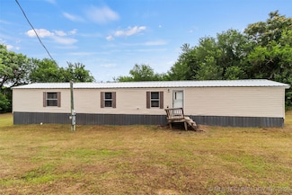 604 W Cowley Ave, Coalgate, OK 74538