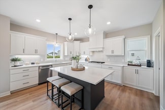 4980 Kyla Way SE, Prior Lake, MN 55372