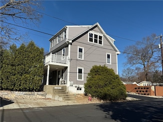 4 Sherwood Ave, North Providence, RI 02911
