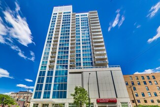 757 N Orleans St Unit 1006, Chicago, IL 60654