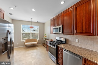 43840 Hickory Corner Terrace Unit 112, Ashburn, VA 20147