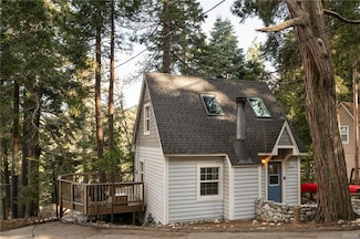 664 E Victoria Ct, Lake Arrowhead, CA 92407