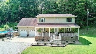 215 Crosscut Ln, Poca, WV 25159