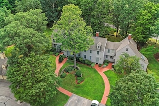 12 Wintergreen Ct, Lunenburg, MA 01462