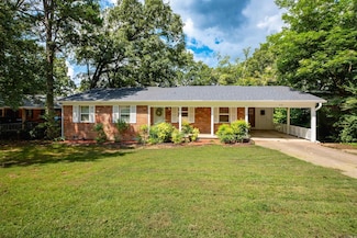 618 Hall Dr, Little Rock, AR 72205