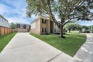 9510 Cat Tail Spring Ct, Houston, TX 77095