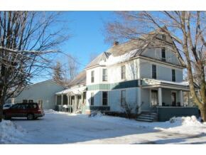 89 Main St, Cambridge, VT 05444
