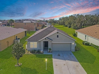 5590 Forest Ridge Dr, Winter Haven, FL 33881