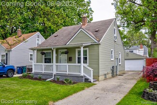812 N Edgeworth Ave, Royal Oak, MI 48067