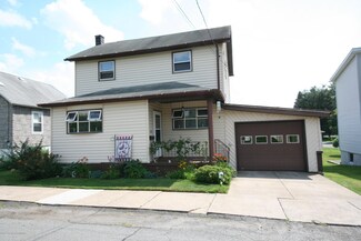 420 Delaware St, Jermyn, PA 18433