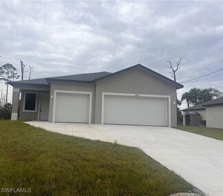 1182 E Benbow Cir, Labelle, FL 33935