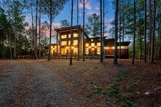 453 Bear Pine Trail, Broken Bow, OK 74728