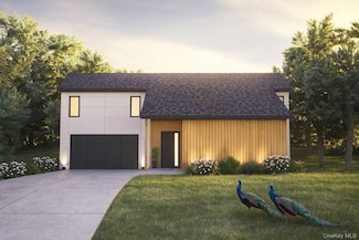 31 Warwick Isle Blvd, Pine Island, NY 10969