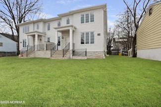 248 Lois Ln, Lakewood, NJ 08701