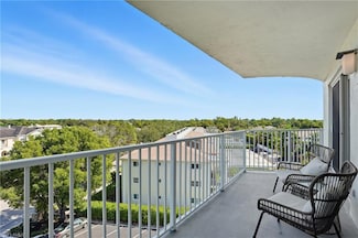 1300 Gulf Shore Blvd N Unit 603, Naples, FL 34102