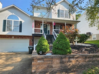 2400 Riverbluff Dr, Arnold, MO 63010