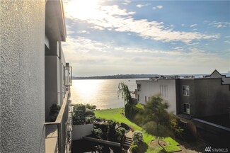 6333 Lake Washington Blvd NE Unit 401, Kirkland, WA 98033