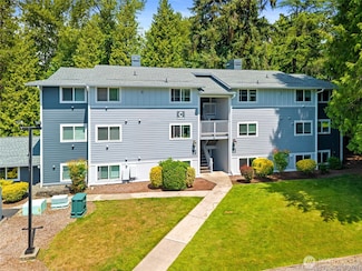 14010 NE 181st Place Unit C102, Woodinville, WA 98072