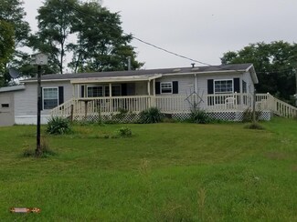 56521 48th St, Lawrence, MI 49064