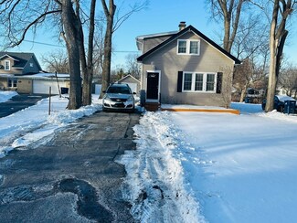 2838 Hillside Ave, Waukegan, IL 60085