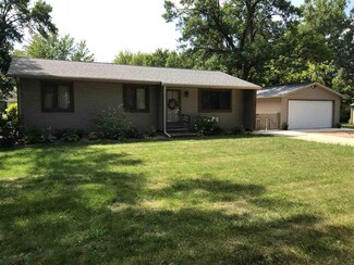 107 N 4th St, Terril, IA 51364