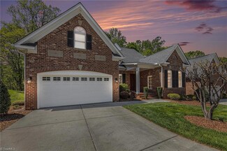 7 Midland Park Ln, Greensboro, NC 27455