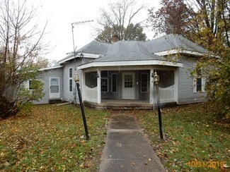 202 N Grant St, Cloverdale, IN 46120