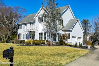 5 Azalea Ln, Shrewsbury, NJ 07702