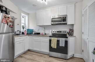 537 N 33rd St Unit 2, Philadelphia, PA 19104