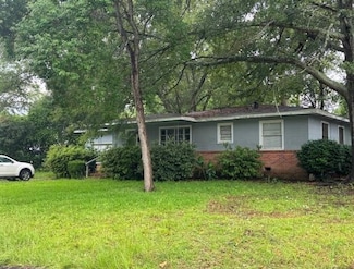 100 E Marion Dr, Dothan, AL 36301