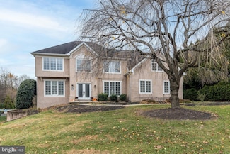 926 Manor Ave, Meadowbrook, PA 19046