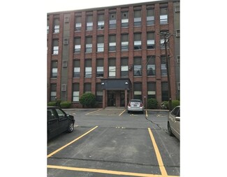 34 Newhall St Unit 304, Lowell, MA 01852