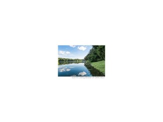 7635 Pine Shore Dr SE, Elizabeth, IN 47117