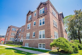 6848 32nd St Unit 5, Berwyn, IL 60402
