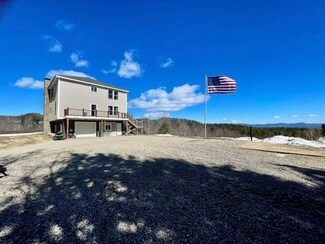 14 Maplewood Rd, Center Ossipee, NH 03814