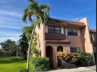 40 Madrid Ln Unit 111, Davie, FL 33324
