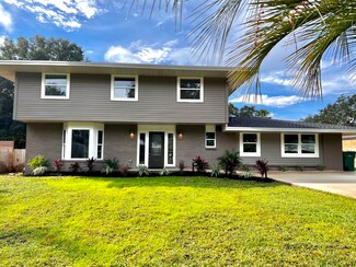11 Dogwood Dr, Shalimar, FL 32579