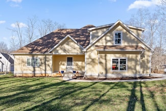 8229 Hixson Springs Rd, Signal Mountain, TN 37377