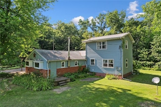 10205 Feather Ridge Rd, Toddville, IA 52341