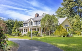 30 Pleasant St S, Natick, MA 01760