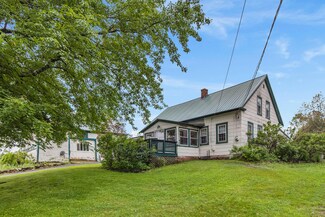 16 Old Ryefield Rd, Lebanon, ME 04027