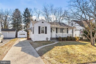 9 Pennroad Ave, Ewing, NJ 08638