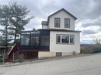 504 Crossland St, McKeesport, PA 15133