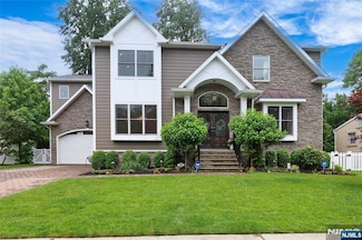 62 Merritt Ave, Cresskill, NJ 07626