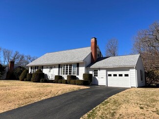 587 Spring St, Athol, MA 01331