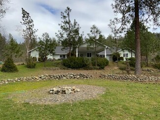3587 Hugo Rd, Merlin, OR 97532