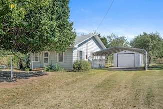 513 S Reynolds St, Wheeler, TX 79096