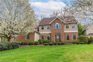 5168 Foxchase Ave NW, Canton, OH 44718