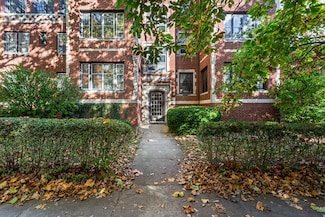 808 W Park Ave Unit 8, Champaign, IL 61820