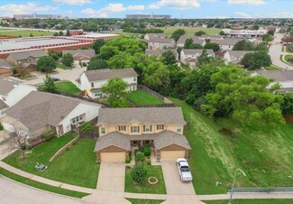 7421 Howling Coyote Ln, Fort Worth, TX 76131